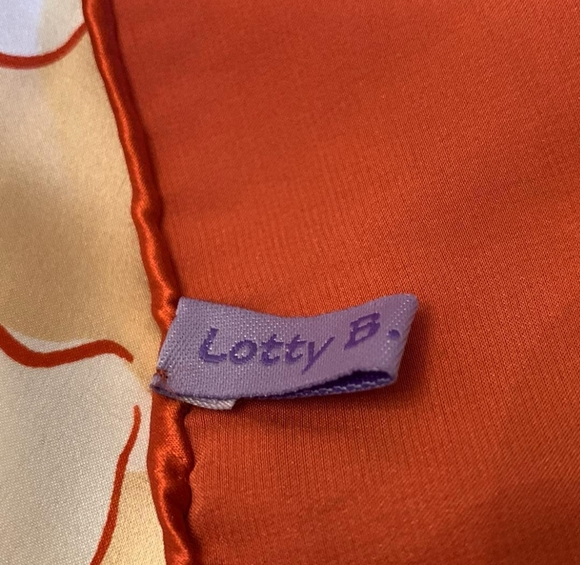 2008 100% Silk Lotty B. Mustique Orange, White and Cream Scarf - Picture 8 of 12